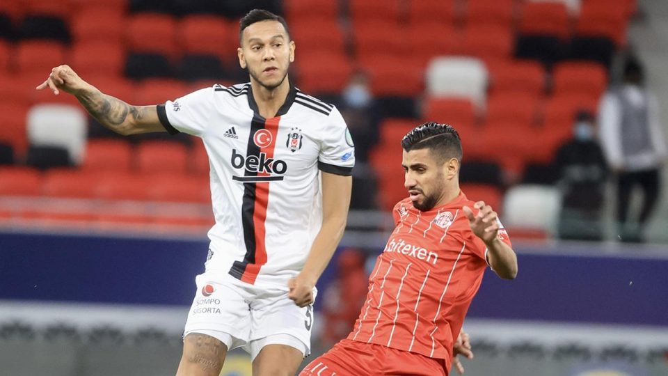 Beşiktaş ve Antalyaspor’da beş değişiklik