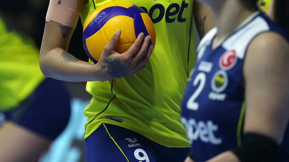Fenerbahçe Opet’te 2 sporcu pozitif çıktı